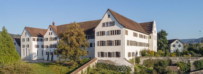 Luftaufnahme Kloster Wettingen mit Klosterpark im Vordergrund
