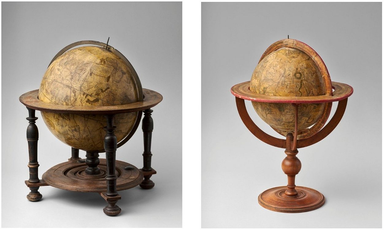 Links: Himmelsglobus, 1648, 69 x 65 x 65 cm, Rechts: Himmelsglobus, 17. Jh., 36.5 x 38 x 38 cm, Sammlung Museum Aargau