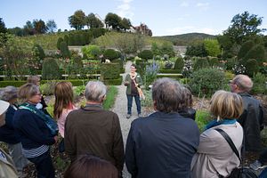 Führung durch den Garten von Schloss Wildegg