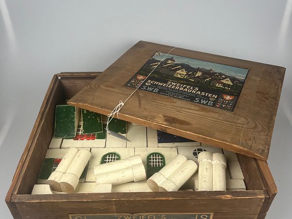 Hölzerner Spielzeugbaukasten von Carl Zweifel aus der Sammlung Museum Aargau
