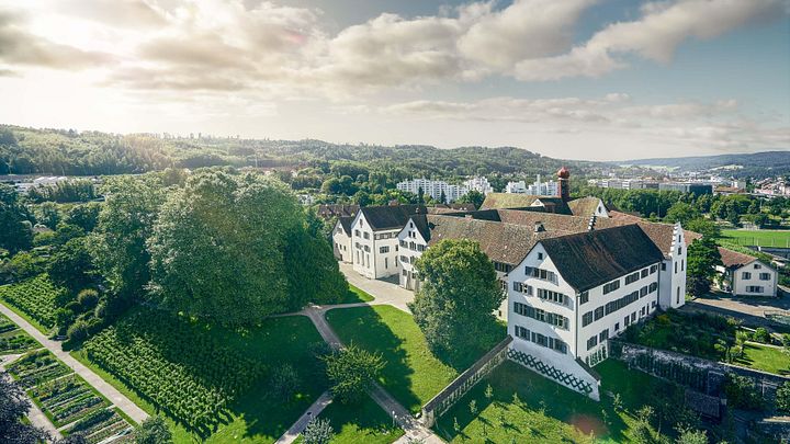 Luftaufnahme Klosterhalbinsel Wettingen im Gegenlicht