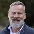 Porträtfoto Rudolf Velhagen