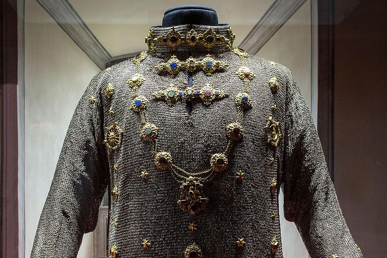 Kettenhemd in der Ausstellung von Schloss Wildegg