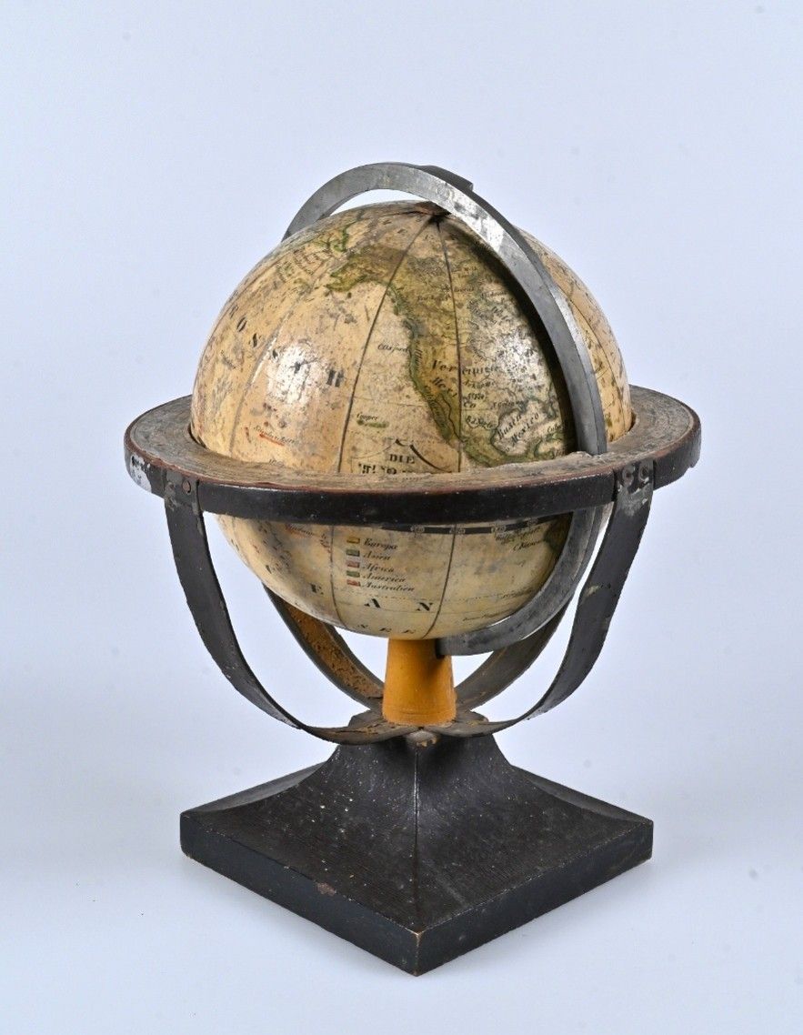 Erdglobus, 1841, 18,5 x 12,5 x 12,5 cm, Sammlung Museum Aargau