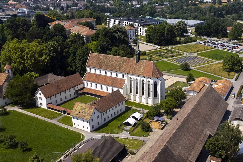 Luftaufnahme Kloster Königsfelden mit Klosterkirche