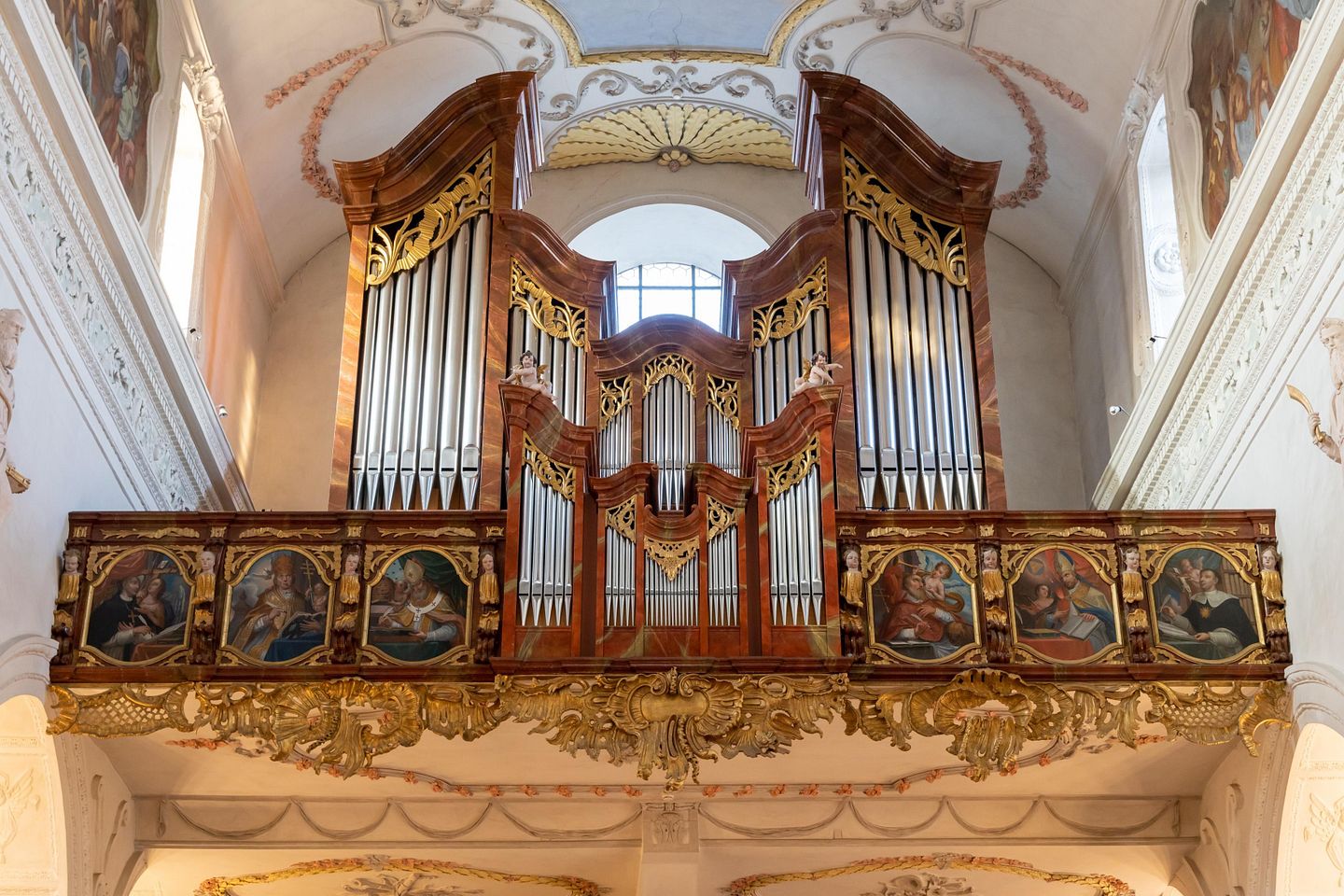 Orgel in der Klosterkirche auf der Klosterhalbinsel Wettingen.