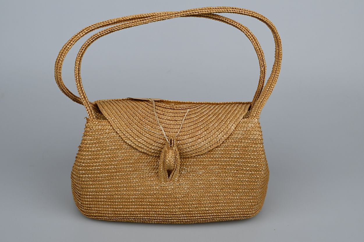 Frauen-Handtasche aus Stroh