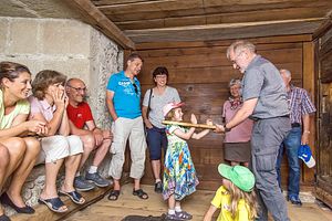 Führung durch das Schloss Lenzburg mit Gefängnis