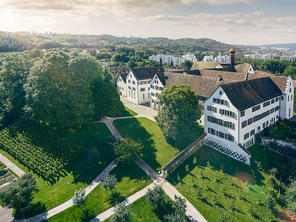 Luftaufnahme der Klosterhalbinsel Wettingen.