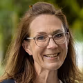 Porträtfoto Andrea Lehner