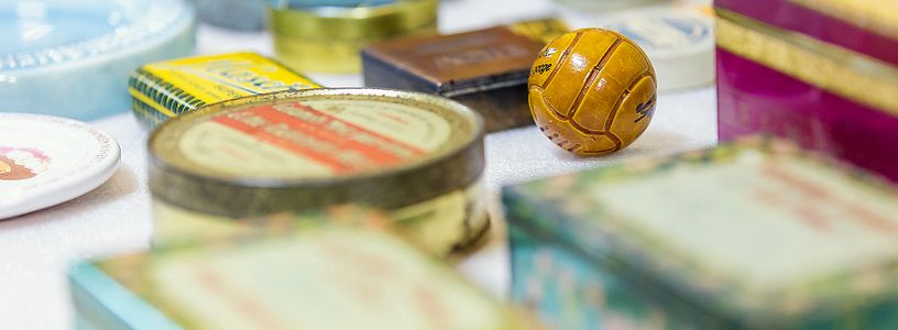 Verschiedene kleine Requisiten der Wunderkammer